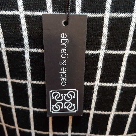 Cable & Gauge Dresses Cable Gauge Blwh Grid Knit Fit Flare Dress